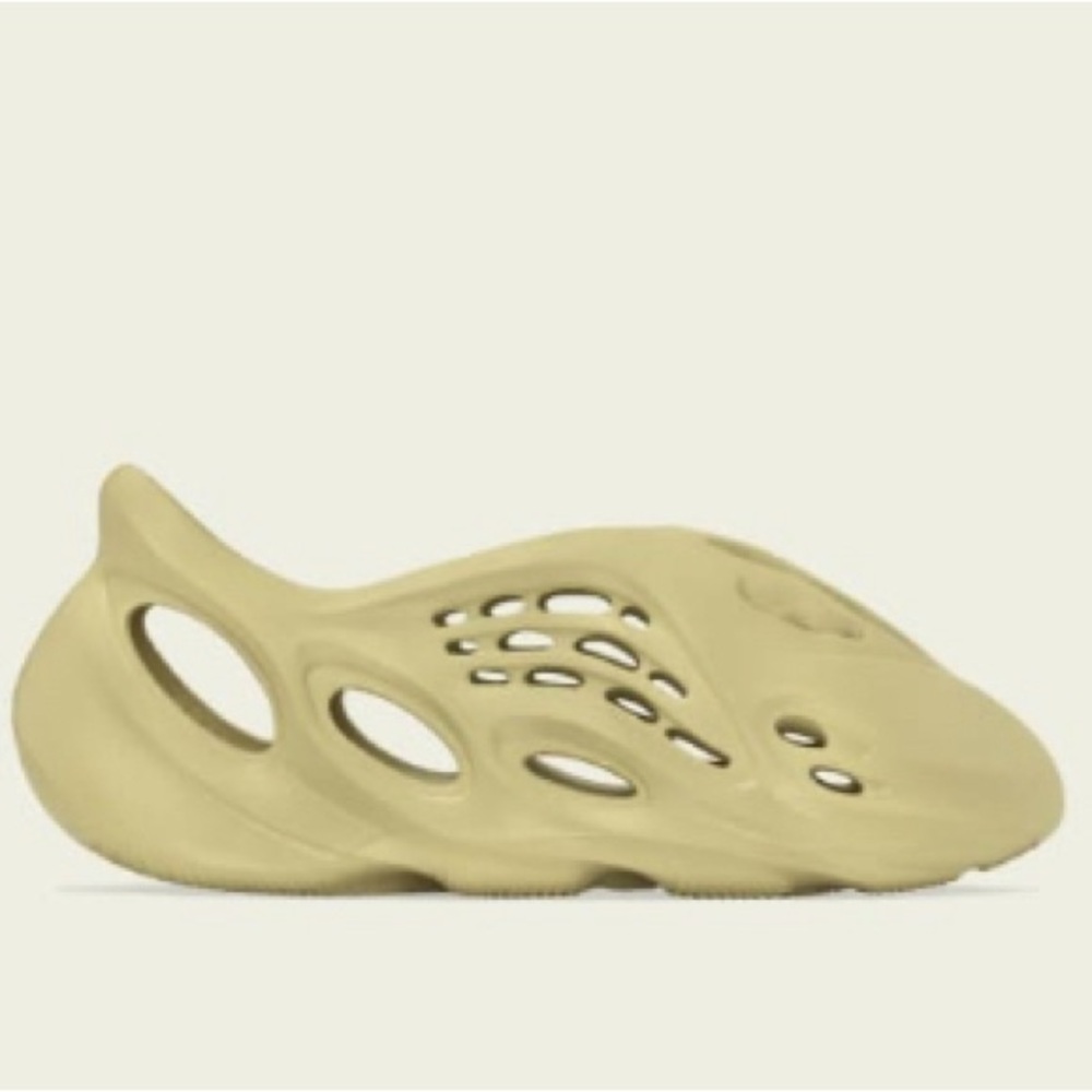 New Yeezy Foam Runners